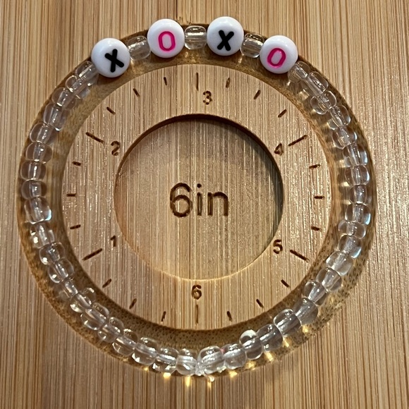 XOXO bracelet set🩷🖤🤍 - Picture 2 of 4